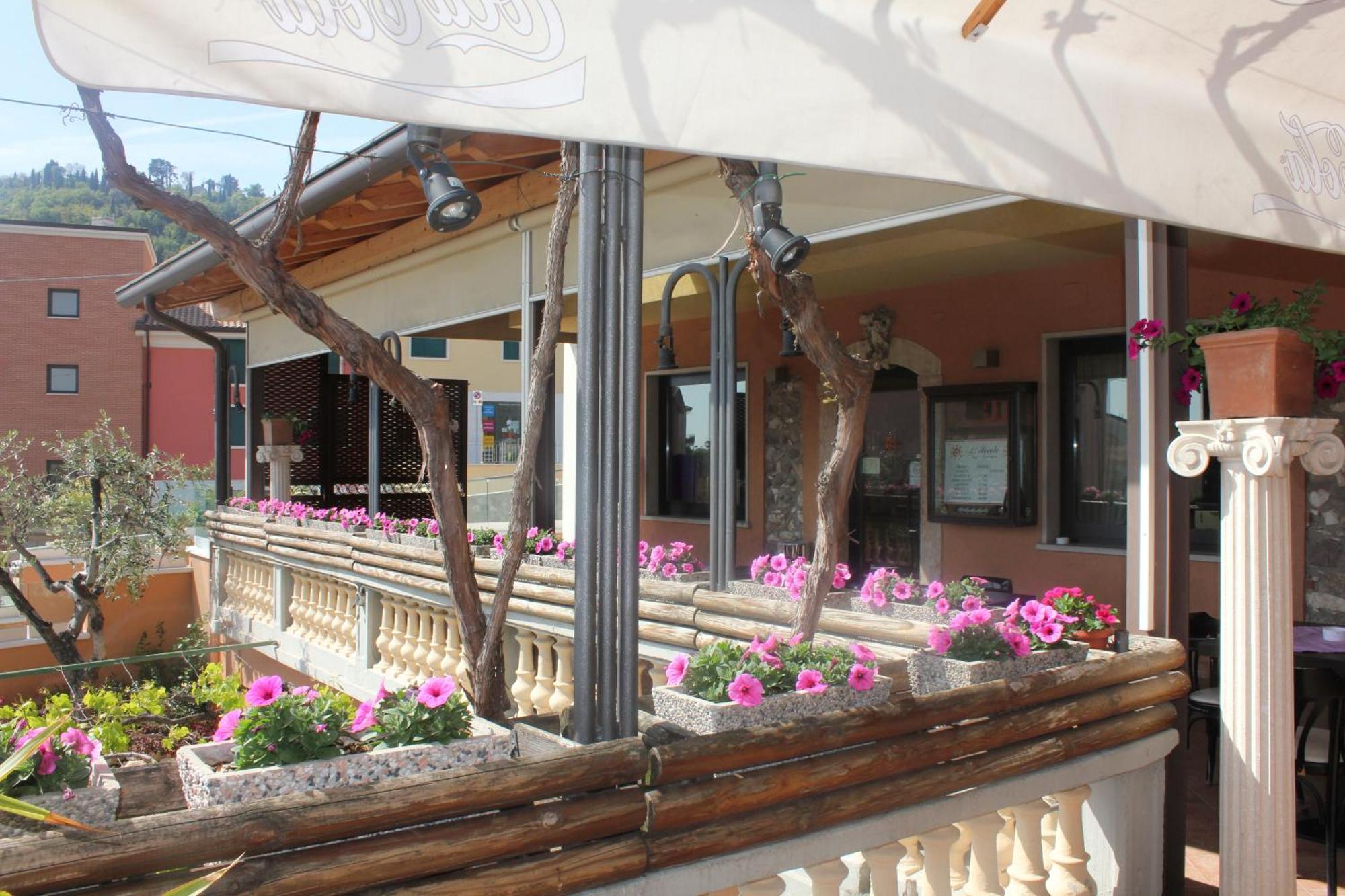 Hotel Al Sole - Enjoy Holiday Cavaion Veronese Eksteriør billede