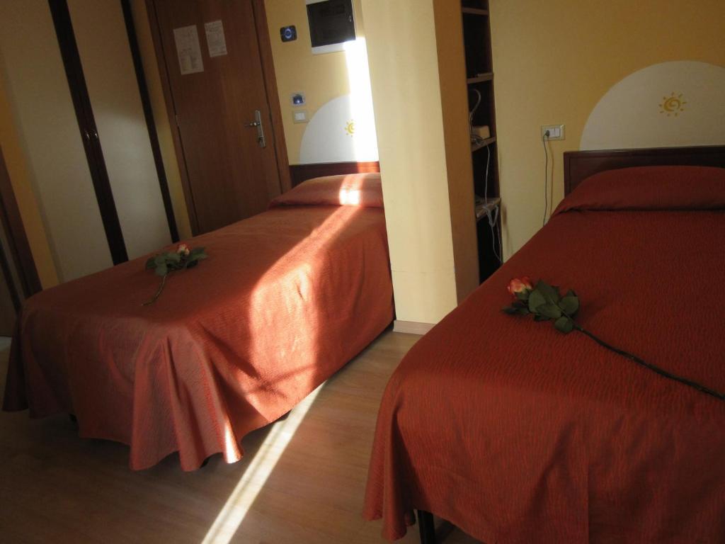 Hotel Al Sole - Enjoy Holiday Cavaion Veronese Værelse billede